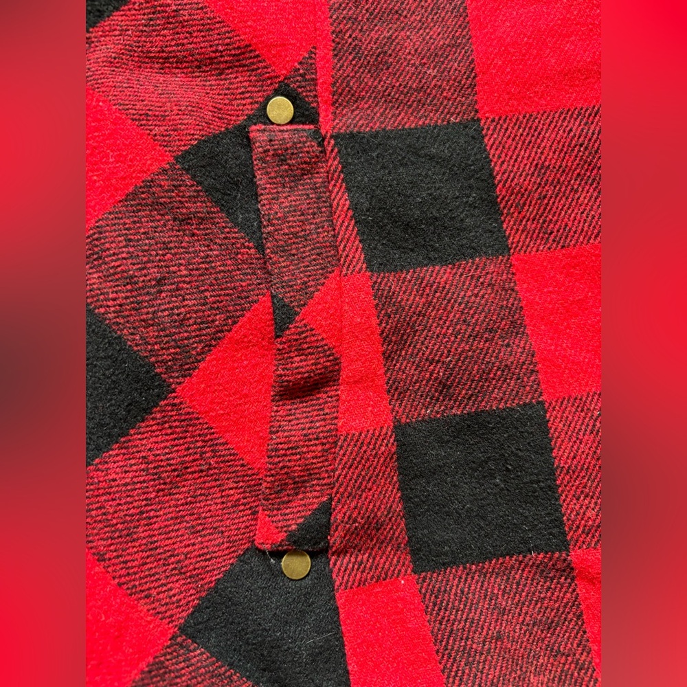 Maurice’s red buffalo plaid puffer zip up vest women’s large 12 14 - Picture 6 of 7